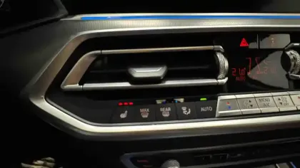 Photo 17 BMW X5  xDrive45e 394 ch BVA8