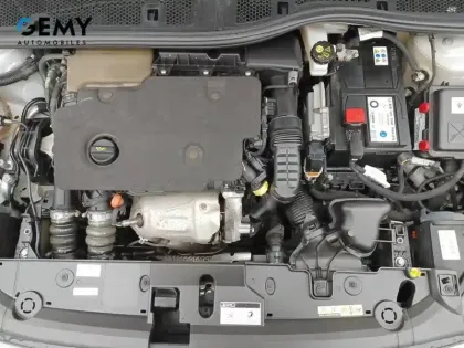 Photo 14 Peugeot 208  BLUEHDI 100 S&S BVM6