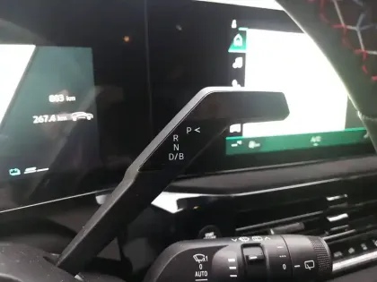 Photo 12 Renault Clio  E-Tech full hybrid 160 ch