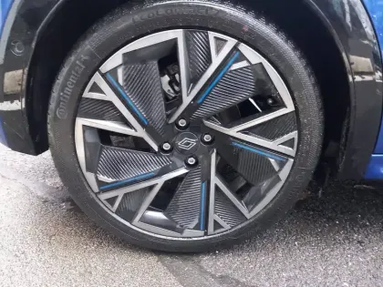 Photo 15 Renault Clio  E-Tech full hybrid 160 ch