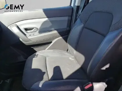 Photo 30 Renault EXPRESS (30) Gén. I Ph1 Confort 4