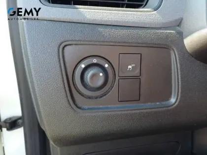 Photo 39 Renault EXPRESS (30) Gén. I Ph1 Confort 4