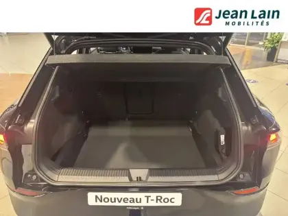 Photo 9 Volkswagen T-roc  1.5 eTSI EVO2 Hybrid 150 ch DSG7