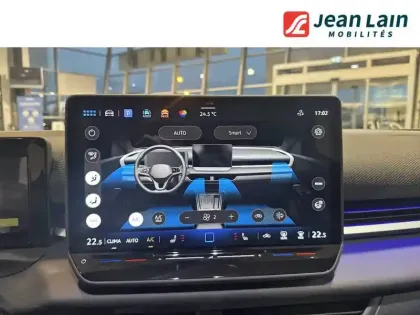 Photo 13 Volkswagen T-roc  1.5 eTSI EVO2 Hybrid 150 ch DSG7