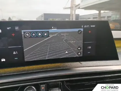 Photo 13 Peugeot 3008  Hybrid 136 e-DCS6