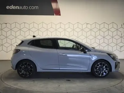 Photo 5 Renault Clio  E-Tech full hybrid 145