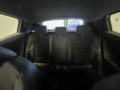 Photo 28 Renault Clio  E-Tech full hybrid 145