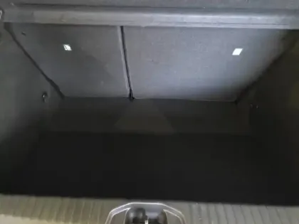 Photo 13 Renault Clio  E-Tech full hybrid 145