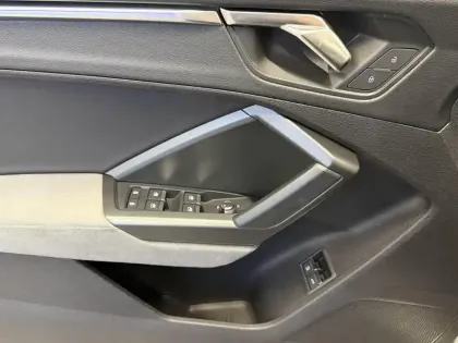 Photo 37 Audi Q3  Sportback 45 TFSIe  245 ch S tronic 6