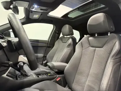 Photo 38 Audi Q3  Sportback 45 TFSIe  245 ch S tronic 6