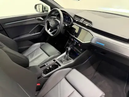 Photo 11 Audi Q3  Sportback 35 TFSI 150 ch S tronic 7