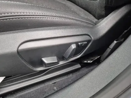 Photo 20 BMW Serie 1 116i 109 ch