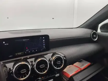 Photo 26 Mercedes Classe A  180 7G-DCT