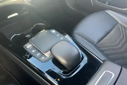 Photo 21 Mercedes Classe A  180 7G-DCT