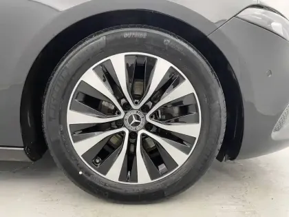 Photo 17 Mercedes Classe A  180 7G-DCT