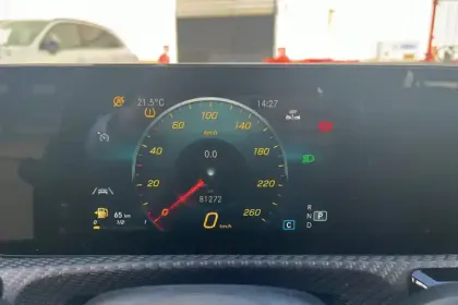 Photo 17 Mercedes Classe A  180 7G-DCT