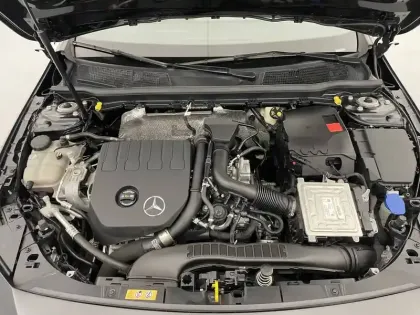 Photo 19 Mercedes Classe A  180 7G-DCT