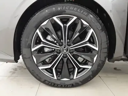 Photo 12 DS DS 4  BlueHDi 130 EAT8