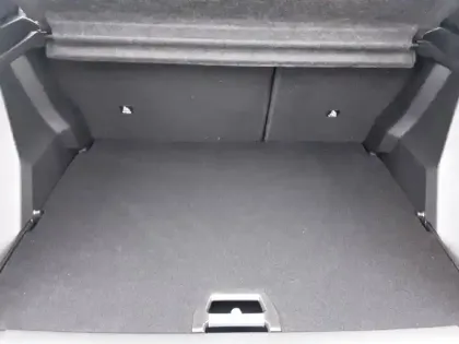 Photo 5 Peugeot 2008  Hybrid 145 e-DCS6