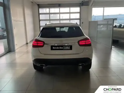 Photo 30 Mercedes GLA  180 7-G DCT