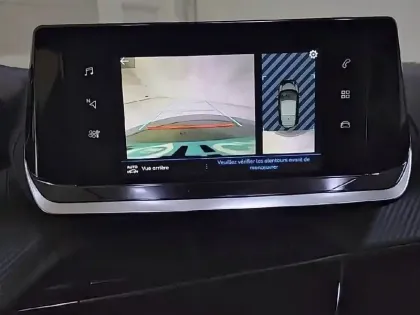 Photo 19 Peugeot 208  PureTech 75 S&S BVM5