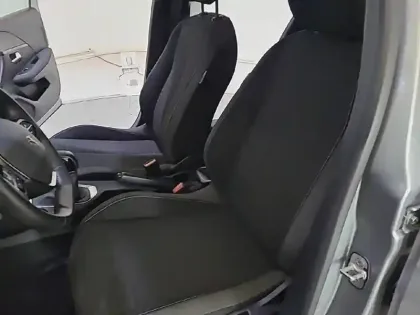 Photo 10 Peugeot 208  PureTech 75 S&S BVM5