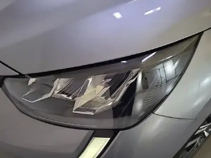 Photo 15 Peugeot 208  PureTech 75 S&S BVM5