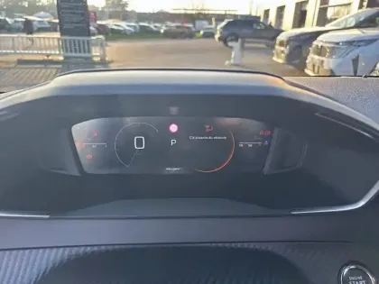 Photo 29 Peugeot 208  Hybrid 110 e-DCS6