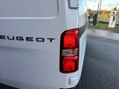 Photo 42 Peugeot Expert  FGN M BLUEHDI 145 BVM6