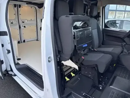 Photo 47 Peugeot Expert  FGN M BLUEHDI 145 BVM6