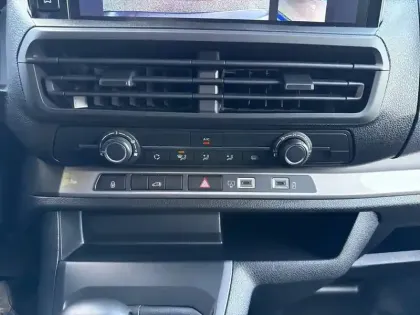 Photo 40 Peugeot Expert  FGN M BLUEHDI 145 BVM6