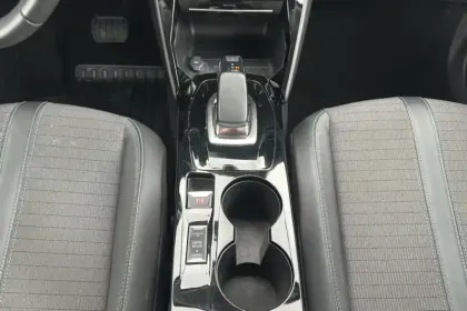 Photo 18 Peugeot 2008  Electrique 136 ch