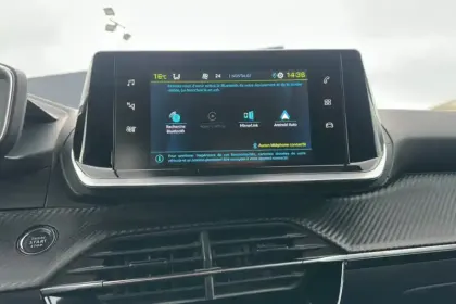 Photo 16 Peugeot 2008  Electrique 136 ch