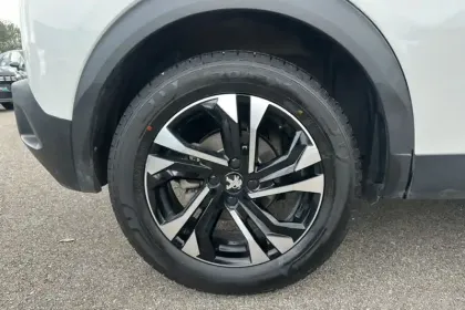 Photo 28 Peugeot 2008  Electrique 136 ch