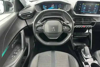 Photo 12 Peugeot 2008  Electrique 136 ch