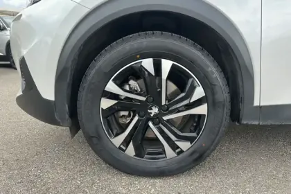 Photo 26 Peugeot 2008  Electrique 136 ch