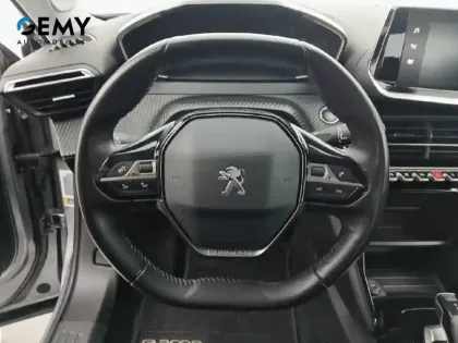 Photo 12 Peugeot 2008  Moteur électrique 136 ch