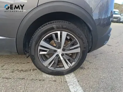 Photo 10 Peugeot 3008  PureTech 130ch S&S BVM6