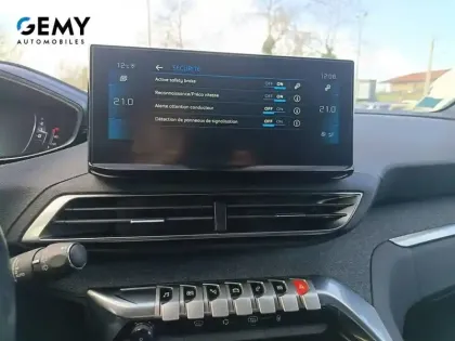 Photo 20 Peugeot 3008  PureTech 130ch S&S BVM6