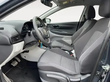 Photo 8 Hyundai Bayon  1.0 T-GDi 100 DCT-7 Hybrid 48V