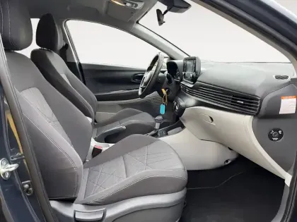 Photo 9 Hyundai Bayon  1.0 T-GDi 100 DCT-7 Hybrid 48V