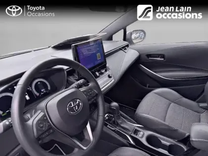 Photo 10 Toyota Corolla  Touring Sports Hybride 140ch