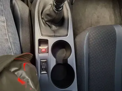 Photo 36 Peugeot 2008  BlueHDi 100 S&S BVM6