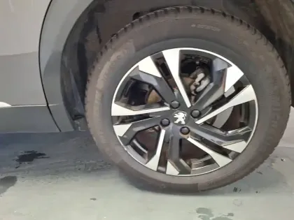 Photo 13 Peugeot 2008  BlueHDi 100 S&S BVM6