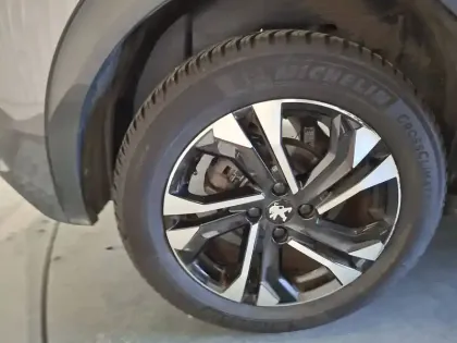 Photo 12 Peugeot 2008  BlueHDi 100 S&S BVM6