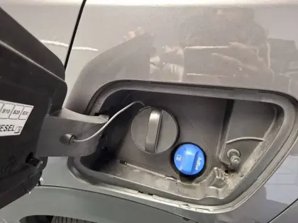 Photo 20 Peugeot 2008  BlueHDi 100 S&S BVM6