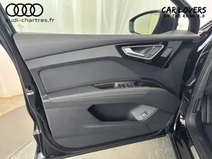 Photo 16 Audi Q4  e-tron 45 285 ch 82 kWh quattro
