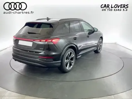 Photo 6 Audi Q4  e-tron 45 285 ch 82 kWh quattro