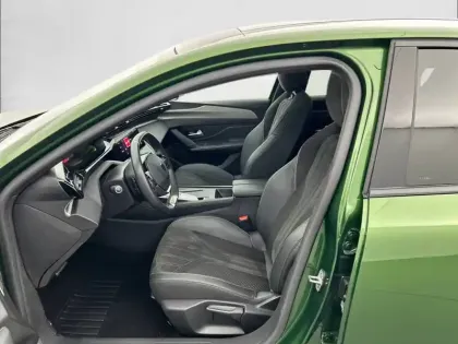 Photo 10 Peugeot 308  PureTech 130ch S&S EAT8