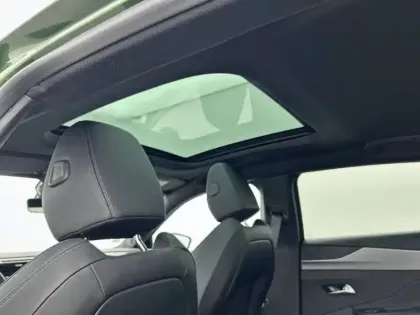 Photo 19 Peugeot 308  PureTech 130ch S&S EAT8